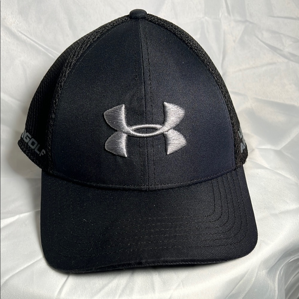 Under Armour Black Golf Fitted Cap - M/L